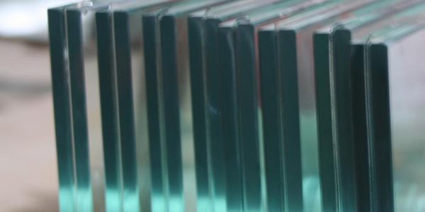 Cristales de seguridad laminar y tecnología punta con filtro solar para aberturas