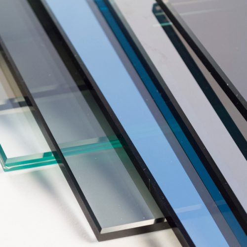 Beneficios de los diferentes tipos de cristales para ventanas y puertas de aluminio